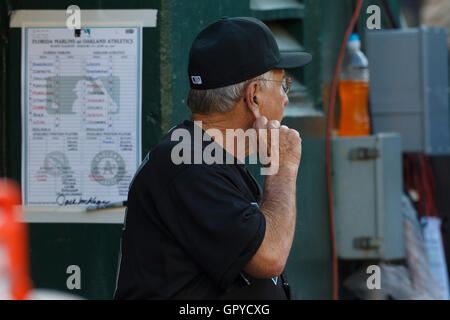 Florida Marlins interim manager Jack McKeon walks from the field in the  baseball game between the Florida Marlins and the Pittsburgh Pirates on  Sunday, Sept. 11, 2011, in Pittsburgh. (AP Photo/Keith Srakocic