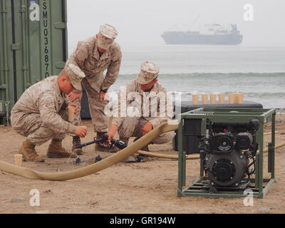 Lima, Peru. 5th September, 2016.A group of USMC make a demonstration of a lightweight water purification system as part of a USMC task force arrived to Lima, onboard USNS Pililaau (T-AKR-304), for humanitarian exercises with their Peruvian counterparts as part of exercise Koa Mohana.(C) Carlos Garcia Granthon/Fotoholica/Alamy Live News Stock Photo