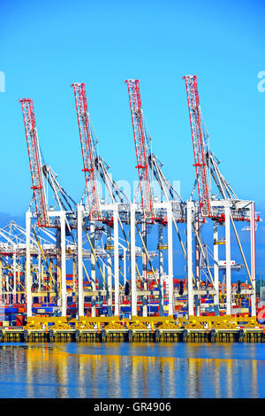 Southampton docks container mobile cranes Stock Photo