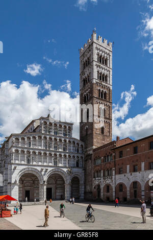 The Cathedral Of St Martin, Cattedrale Di San Martino Duomo Di Lucca , Tuscany, Italy Stock Photo