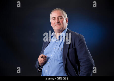 Chris Riddell, the British illustrator and occasional writer of children's books and a political cartoonist for The Observer, at the Edinburgh International Book Festival. Edinburgh, Scotland. 27th August 2016 Stock Photo
