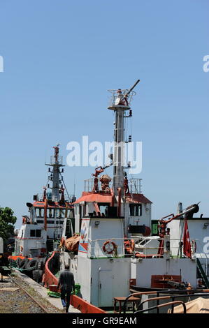 Port Area Haydarpasa, Asian Part Of Istanbul Stock Photo