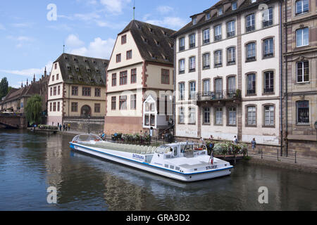 Historic Museum On The Banks Of The Ill, Strasbourg, Unesco World Heritage Site, Alsace, France, Europe Stock Photo