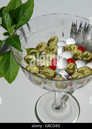 Tablets Cocktail, Symbol Stock Photo - Alamy