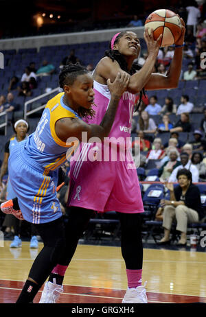 Chicago Sky guard Jamierra Faulkner (21) shoots a free throw in the ...