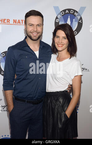 New York, NY, USA. 07th Sep, 2016. Taran Killam and Cobie Smulders attend the 'Brother Nature' New York Premiere at Regal E-Walk 13 on September 7, 2016 in New York City. Credit:  Raymond Hagans/Media Punch/Alamy Live News Stock Photo