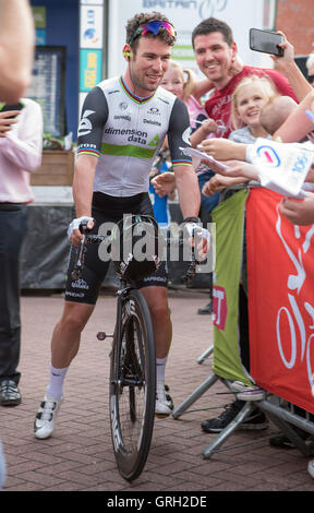 Congleton, UK - 6th September, 2016: Stage 3 of the Tour of Britain Cycle Race 2016. The competing teams arrive at the starting point and sign in for Stage 3 of the Race which commenced in Congleton, Cheshire, UK Stock Photo