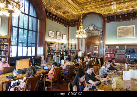 New York City,NY NYC Manhattan,Midtown,New York Public Library,Main Branch,Stephen Schwarzman building,historic landmark,Lionel Pincus & Princess Firy Stock Photo