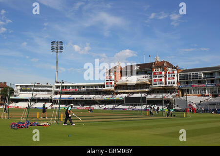 General view of the ground as the players warm up - Surrey Lions vs Essex Eagles - NatWest T20 Blast Cricket at the Kia Oval, London - 06/06/14 Stock Photo