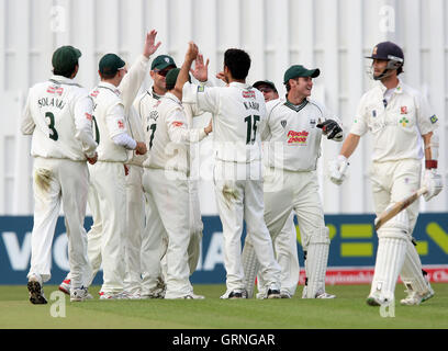 Kabir Ali of Worcs celebrates the wicket of James Foster with his team mates - Essex CCC vs Worcestershire CCC - LV County Championship Division Two at Castle Park, Colchester -  20/08/08 Stock Photo