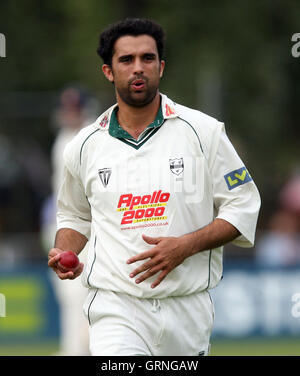 Kabir Ali of Worcs - Essex CCC vs Worcestershire CCC - LV County Championship Division Two at Castle Park, Colchester -  20/08/08 Stock Photo