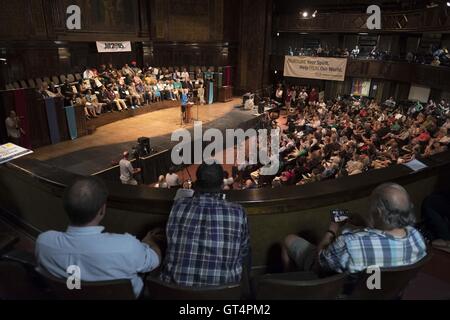 Chicago, Illinois, USA. 8th Sep, 2016. Presidential candidate Dr. Jill Stein for the Green Party, talks about her platform to a crowd of supporters at the Preston Bradley Center in Chicago. Credit:  Rick Majewski/ZUMA Wire/Alamy Live News Stock Photo