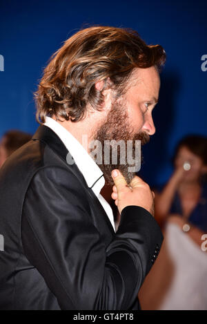 Toronto, Ontario, Canada. 8th Sep, 2016. Actor PETER SARSGAARD attends 'The Magnificent Seven' premiere during the 2016 Toronto International Film Festival at Roy Thomson Hall on September 8, 2016 in Toronto, Canada Credit:  Igor Vidyashev/ZUMA Wire/Alamy Live News Stock Photo