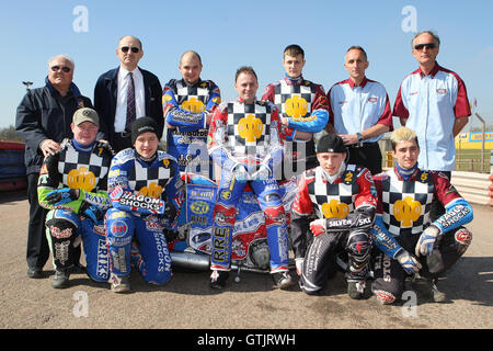Hackney Hawks riders line up for a team photo - Hackney Hawks Speedway ...