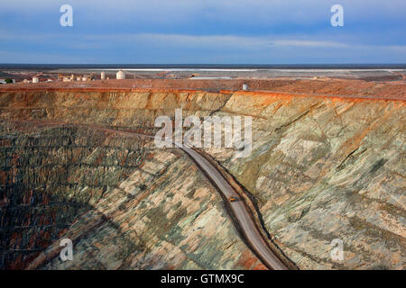 Open cut gold mine, Gwalia Western Australia Stock Photo