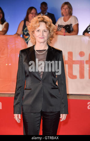 Toronto, Ontario, Canada. 9th Sep, 2016. Actress MELISSA LEO attends the 'Snowden' premiere during the 2016 Toronto International Film Festival at Roy Thomson Hall on September 9, 2016 in Toronto, Canada. © Igor Vidyashev/ZUMA Wire/Alamy Live News Stock Photo