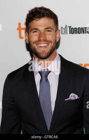 Toronto, ON. 9th Sep, 2016. Austin Stowell at arrivals for COLOSSAL Premiere at Toronto International Film Festival 2016, Ryerson Theatre, Toronto, ON September 9, 2016. © James Atoa/Everett Collection/Alamy Live News Stock Photo
