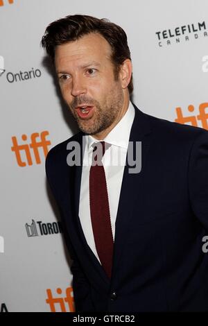 Toronto, ON. 9th Sep, 2016. Jason Sudeikis at arrivals for COLOSSAL Premiere at Toronto International Film Festival 2016, Ryerson Theatre, Toronto, ON September 9, 2016. © James Atoa/Everett Collection/Alamy Live News Stock Photo