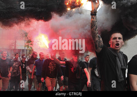 Kiev, Ukraine. 10th Sep, 2016. Batallion soldiers hold protest march to 'Kievgorstroy' building after Pechersk District Court granted, then revoked bail to leader of Petrenko Kiev CC 'Azov' battalion S. Filimonov. Prosecutors won the preventive measure in the form of 60 days detention. Credit:  Nazar Furyk/ZUMA Wire/Alamy Live News Stock Photo