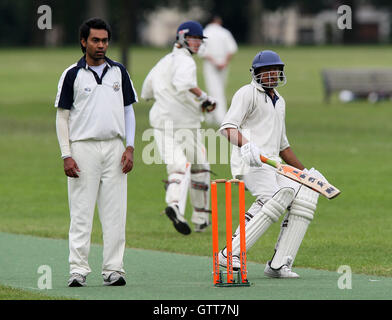 Victoria Park Juniors vs Island - Victoria Park Community Cricket League - 24/06/08 Stock Photo