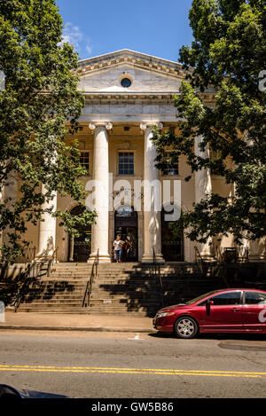 Jefferson-Madison Regional Library, former U.S. Post Office and Courts building, 201 East Market Street, Charlottesville, VA Stock Photo