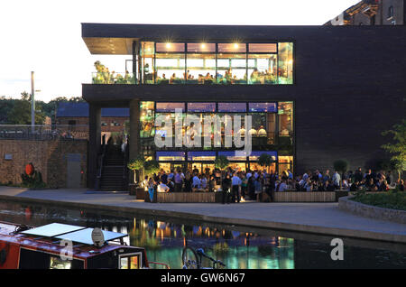 The trendy Lighterman gastro pub on the Regent's Canal, in the vibrant King's Cross regeneration area, in north London, England Stock Photo