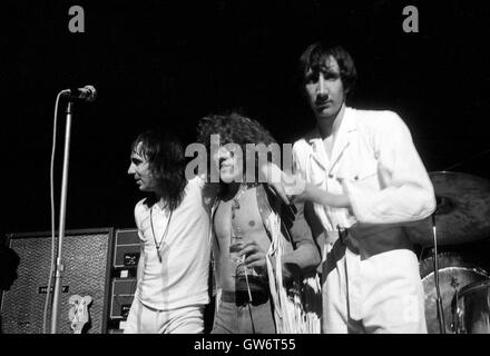 The Who in concert at Paris - 16/01/1970 - France / Ile-de-France ...