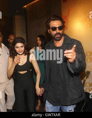 Bollywood actors Prachi Desai and Arjun Rampal during the teaser launch of film Rock On 2, in Mumbai Stock Photo