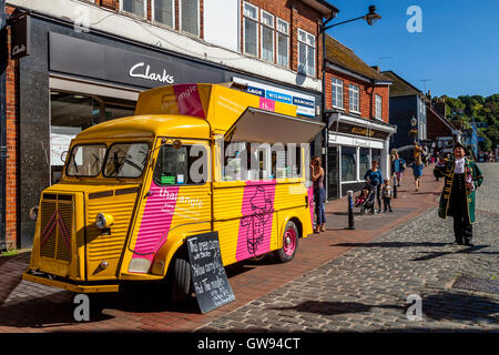 A Mobile Shop Selling Thai Food In The High Street, Lewes, Sussex, UK Stock Photo