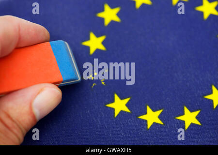 From EU flag star is erased out, symbolic photo Brexit, Aus EU-Fahne wird Stern ausradiert, Symbolfoto Brexit Stock Photo