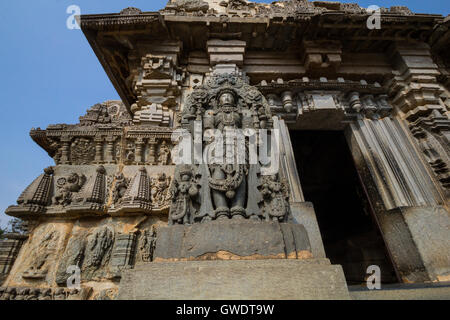 Shrine wall relief sculpture follows a stellate plan in the Chennakesava temple at Somanathapura,Mysore,Karnataka,India, Asia Stock Photo