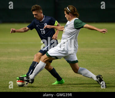 Williamsburg, VA, USA. 13th Sep, 2016. 20160913 - Georgetown midfielder BAKIE GOODMAN (20) works the ball against William and Mary forward WILLIAM ESKAY (14) in the first half at Martin Family Stadium in Williamsburg, Va. © Chuck Myers/ZUMA Wire/Alamy Live News Stock Photo