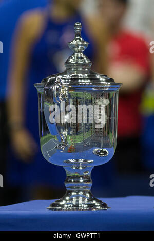 US Open Tennis championship trophy Stock Photo: 119131051 - Alamy