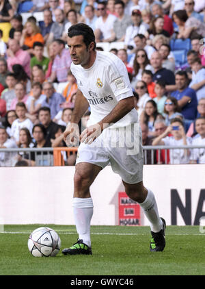 Corazon Classic Charity Football Match - Real Madrid Legends v Ajax Legends - Santiago Bernabeu Stadium  Featuring: Luis Figo Where: Madrid, Spain When: 05 Jun 2016 Stock Photo