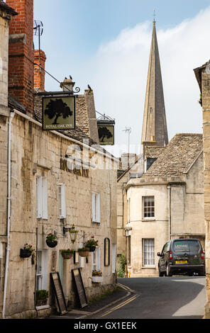 Painswick Gloucestershire England UK The Royal Oak Inn Stock Photo - Alamy