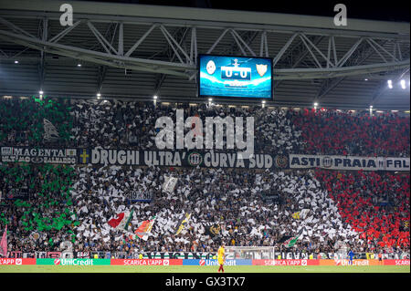 Turin, Italy. 14th Sep, 2016. The supporters of Juventus FC during the Uefa Champions League football match between Juventus FC and Sevilla FC. The final result of the match was 0-0. Credit:  Nicolò Campo/Pacific Press/Alamy Live News Stock Photo