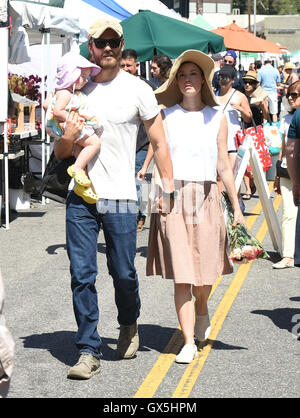 Summer Glau and husband Val Morrison take their daughter Milena Jo Morrison to the Farmers Market  Featuring: Summer Glau, Val Morrison, Melina Jo Morrison Where: Los Angeles, California, United States When: 19 Jun 2016 Stock Photo