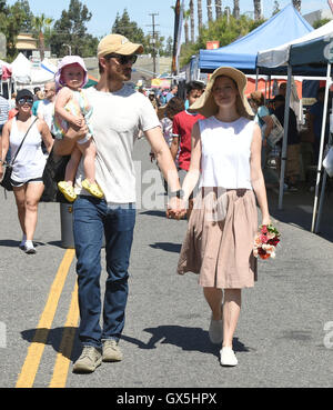 Summer Glau and husband Val Morrison take their daughter Milena Jo Morrison to the Farmers Market  Featuring: Summer Glau, Val Morrison, Melina Jo Morrison Where: Los Angeles, California, United States When: 19 Jun 2016 Stock Photo