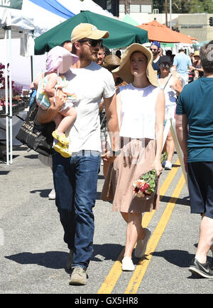 Summer Glau and husband Val Morrison take their daughter Milena Jo Morrison to the Farmers Market  Featuring: Summer Glau, Val Morrison, Melina Jo Morrison Where: Los Angeles, California, United States When: 19 Jun 2016 Stock Photo