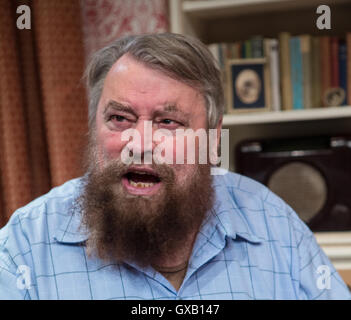 Brian Blessed makes his stage directorial debut with a production of Agatha Christie's 'The Hollow' at The Mill at Sonning. The play also features both his wife, Hildegard Neil, and his daughter Rosalind Blessed.  Featuring: Brian Blessed Where: Sonning, Stock Photo