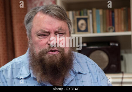 Brian Blessed makes his stage directorial debut with a production of Agatha Christie's 'The Hollow' at The Mill at Sonning. The play also features both his wife, Hildegard Neil, and his daughter Rosalind Blessed.  Featuring: Brian Blessed Where: Sonning, Stock Photo