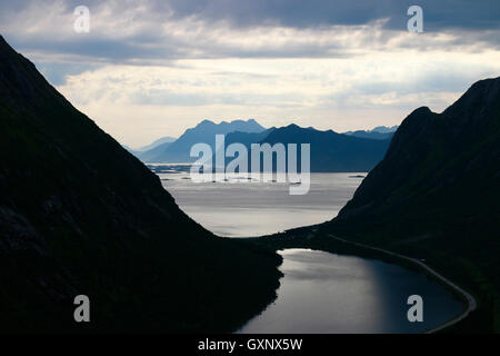 Impressionen: Landschaft, Glomtiden, Lofoten, Norwegen. Stock Photo