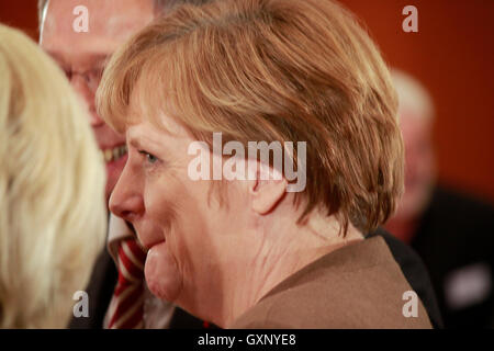 BKin Angela Merkel - Treffen der dt. Bundeskanzlerin mit den Ministerpraesidenten der Bundeslaender, Bundeskanzleramt, 28. Janua Stock Photo