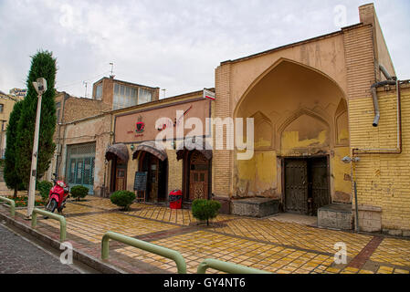 Coffee shop in front of Vank Cathedral Stock Photo