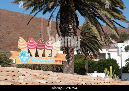 Fuerteventura: the sign of an ice cream shop in Betancuria, the first town founded by Spanish colonizers in 1405 Stock Photo