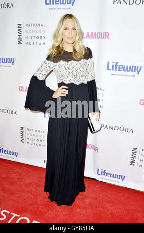 Molly Sims attends the 5th Annual Women Making History Brunch held at