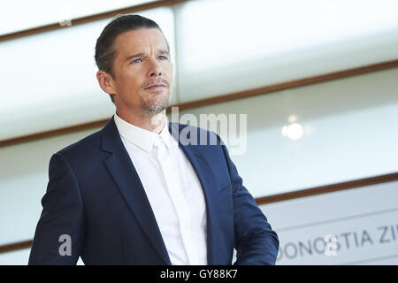 Madrid, Madrid, Spain. 17th Sep, 2016. Actor Ethan Hawke attends 'The Magnificent Seven' photocall during 64th San Sebastian International Film Festival at Kursaal on September 17, 2016 in San Sebastian, Spain. Credit:  Jack Abuin/ZUMA Wire/Alamy Live News Stock Photo