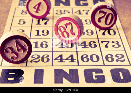 vintage bingo cards ans markers Stock Photo