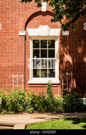 Jefferson-Madison Regional Library, former U.S. Post Office and Courts building, 201 East Market Street, Charlottesville, VA Stock Photo