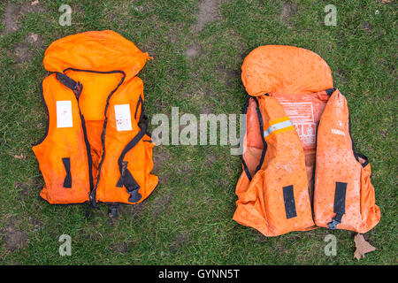 London, UK. 19th September, 2016. ‘Lifejacket Graveyard’ display by refugees and charities in Parliament Square as world leaders meet at United Nations Migration Summit in New York. copyright Carol Moir/Alamy Live News. Stock Photo